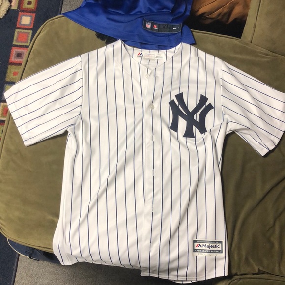 Aaron Judge Jersey - Picture 1 of 2
